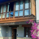 別荘 La Casa De Abajo *
